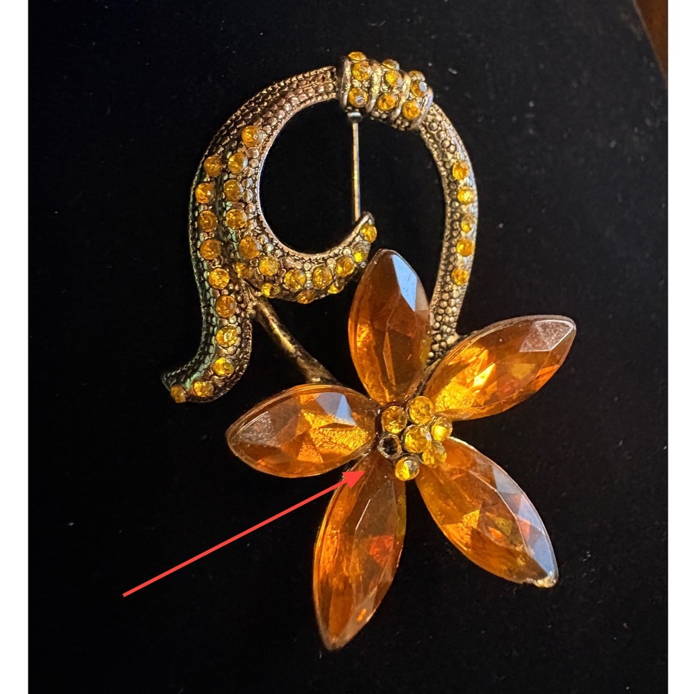 Vintage Amber Flower Brooch Antique Gold Tone Yellow Rhinestone Floral Pin - Picture 3 of 5